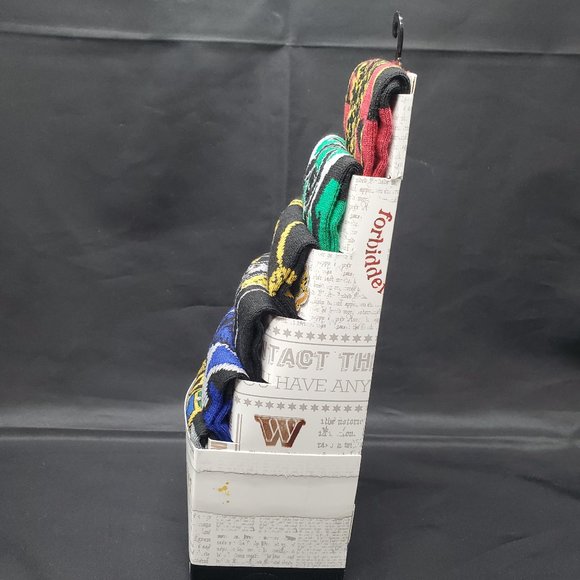 BN Harry Potter House Themed Unisex Colorful Crew Socks 6 pack Size 8-12 - Picture 6 of 6